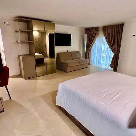 Bed & Breakfast Royal House Naples